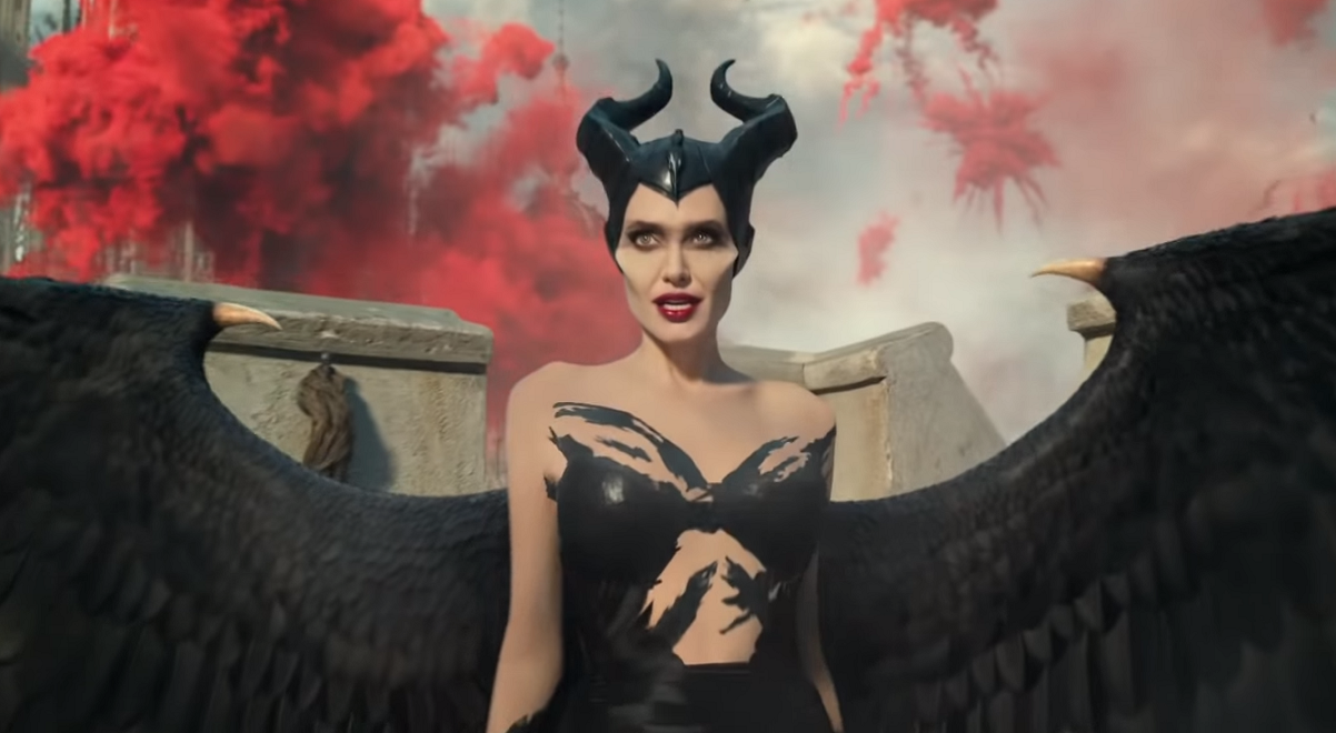 (ВИДЕО) Во продолжението на „Maleficent“, Џоли ќе ја изгуби битката?!