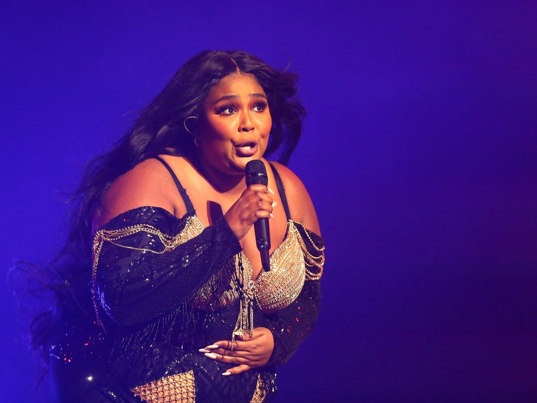Како звучи кога Lizzo ќе влезе во кожата на Хари Стајлс?
