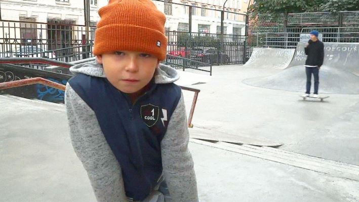 Максим ги изгубил нозете во пожар: Додека сите го сожалувале тој станал скејтерска ѕвезда