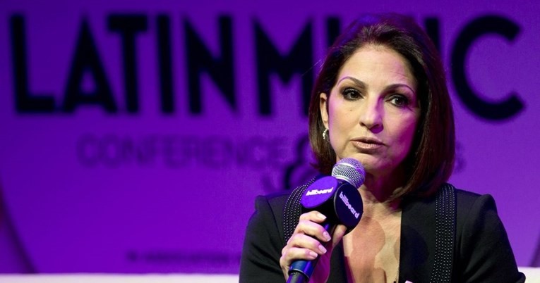 Мајка ти ќе биде убиена ако кажеш: Глорија Естефан злоставувана на само девет години-си ја отвори душата
