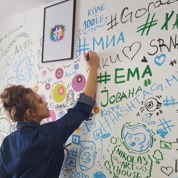 (ФОТО) Антониа Гиговска на гости во редакцијата Хаштаг!
