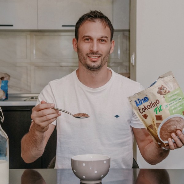 РАКОМЕТНАТА ЅВЕЗДА ИГОР КАРАЧИЌ ВИ ГИ ПРЕПОРАЧУВА НОВИТЕ ČOKOLINO FIT И ČOKOLINO PLUS WHITE