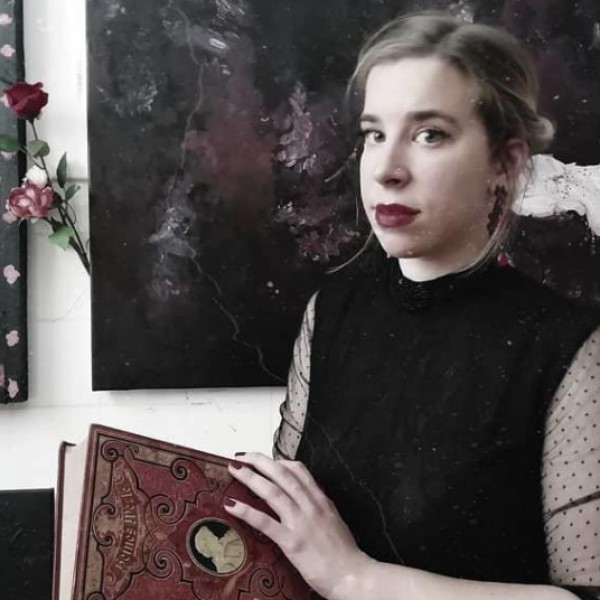 Голем товар е презимето Броз, затоа не го зедов: Правнуката на Тито со искрена исповед