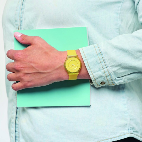Часовник на неделата: Lemonata на Swatch - идеален финиш за секоја модна комбинација