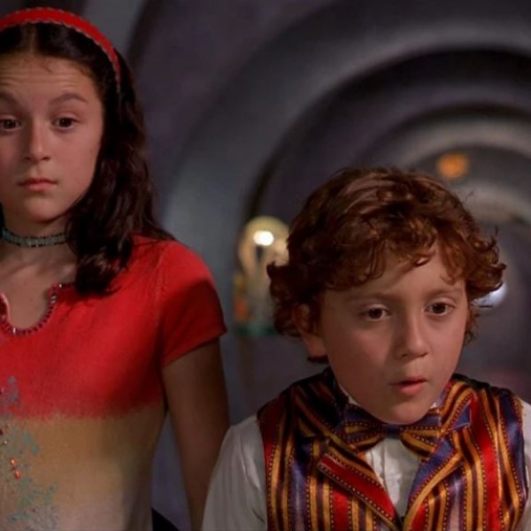 Се сеќавате ли на Кармен и Џуни од филмот „Spy Kids“? Денес не би ги препознале (ФОТО)