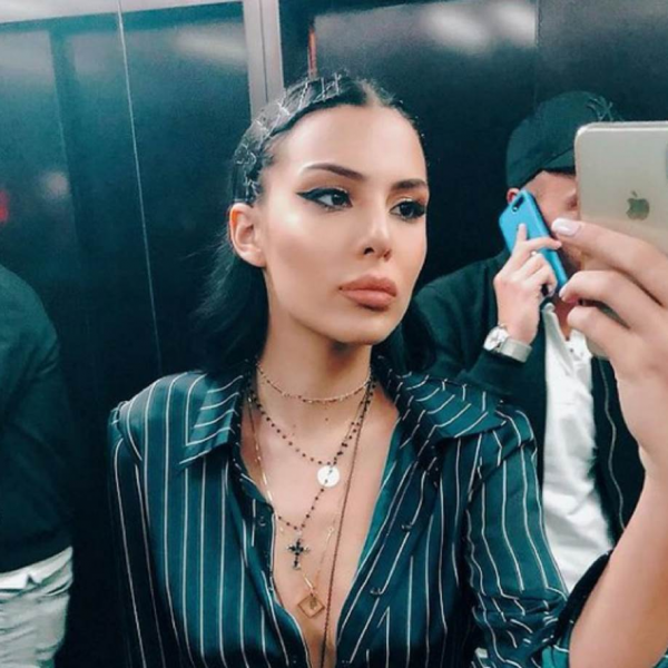 Од „tomboy“ до вистинска дама: Непогрешливи модни комбинации на Анастасија Ражнатовиќ кои може да ги ископира секоја девојка