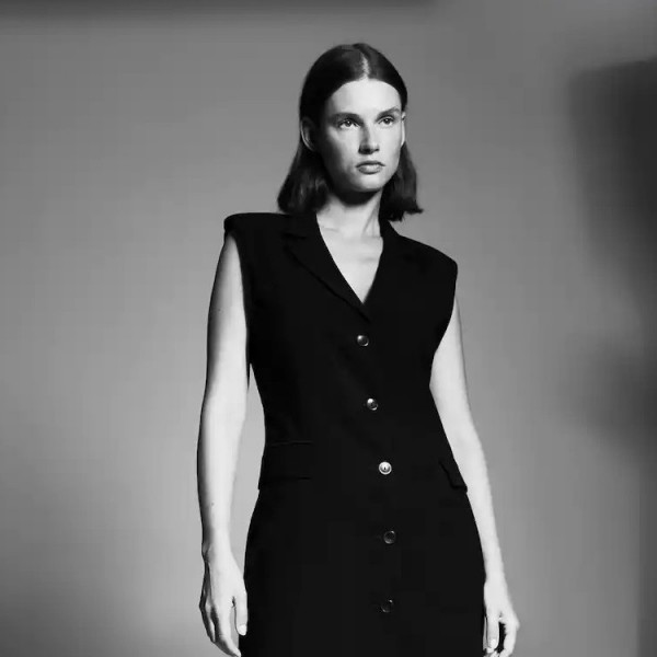 Најстилските парчиња од Fashion Group на намалување до -60%!